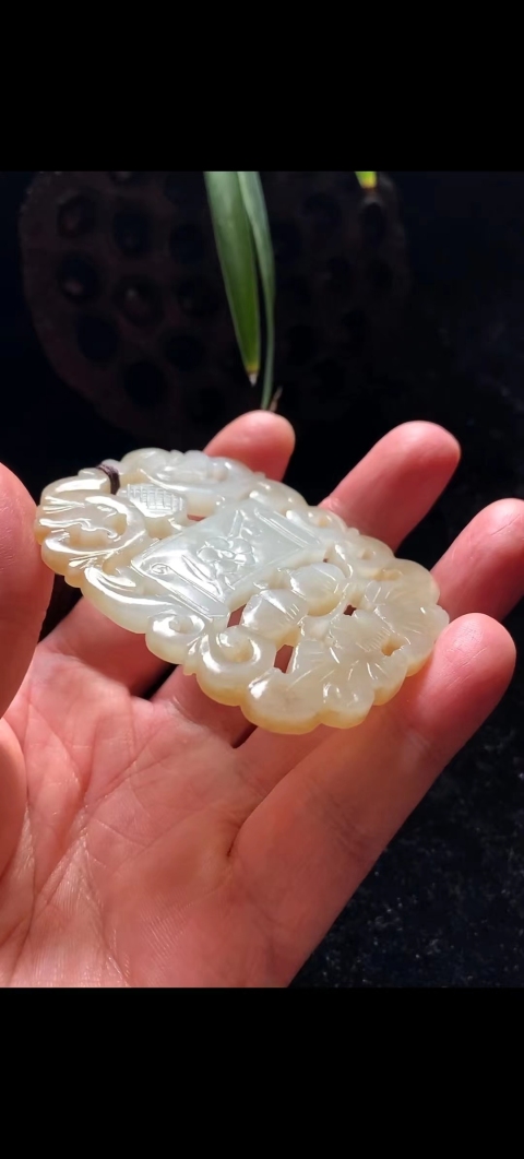 古玩玉器清中期和田白玉糖色巧雕雙龍牌子拍賣，當前價格35000元