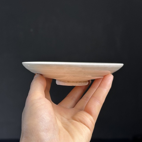 古玩陶瓷霍州窯白釉淺盤拍賣,當(dāng)前價(jià)格5500元