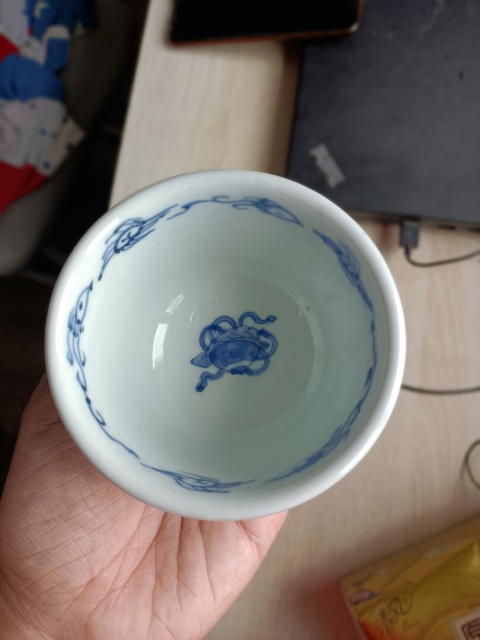 古玩陶瓷【無托實拍】青花花卉紋大茶杯拍賣，當前價格188元