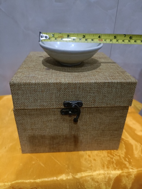 古玩陶瓷五代十國邢窯白瓷唇口盞拍賣，當前價格6800元