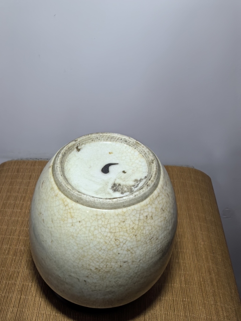 古玩陶瓷清中期哥釉***龍銜靈芝太白尊拍賣,當前價格8500元