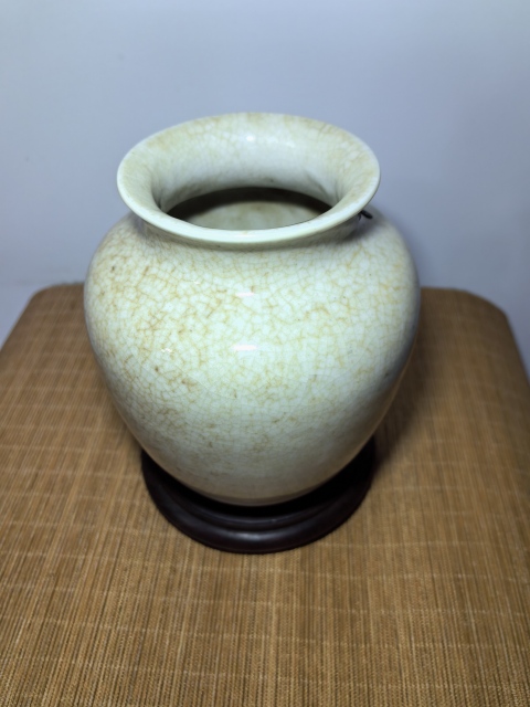 古玩陶瓷清中期哥釉***龍銜靈芝太白尊拍賣,當前價格8500元
