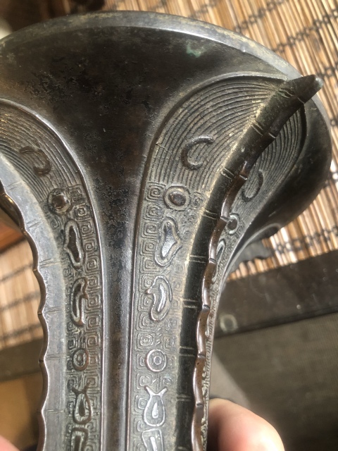 古玩銅器清代·銅出戟花觚拍賣,當(dāng)前價(jià)格6000元