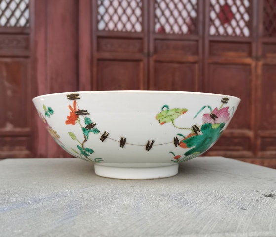 古玩陶瓷粉彩四季花卉紋茶碗拍賣,當前價格0元