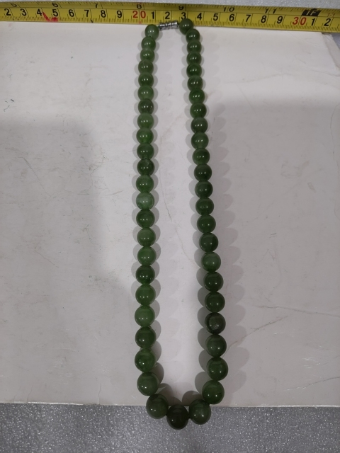 古玩玉器碧玉項(xiàng)鏈拍賣,當(dāng)前價(jià)格988元