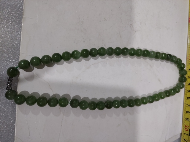 古玩玉器碧玉項(xiàng)鏈拍賣,當(dāng)前價(jià)格988元
