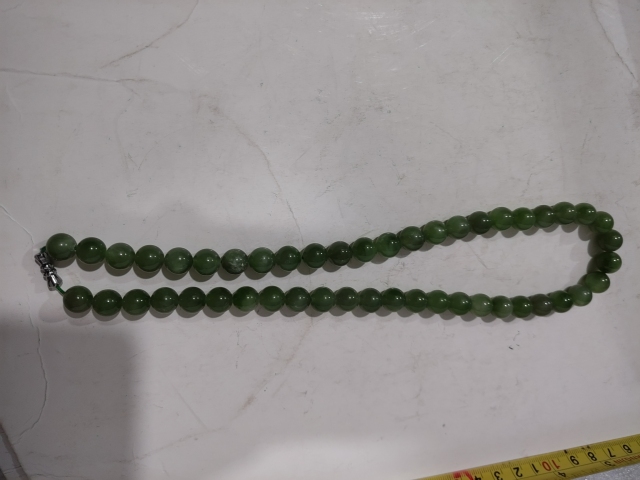 古玩玉器碧玉項(xiàng)鏈拍賣,當(dāng)前價(jià)格988元