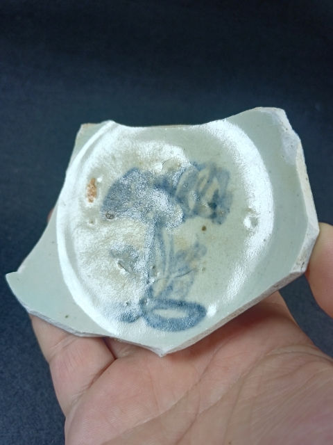 古玩陶瓷明中期成化至弘治萊菔紋青花碗標本景德鎮窯口(年份好)拍賣,當前價格55元