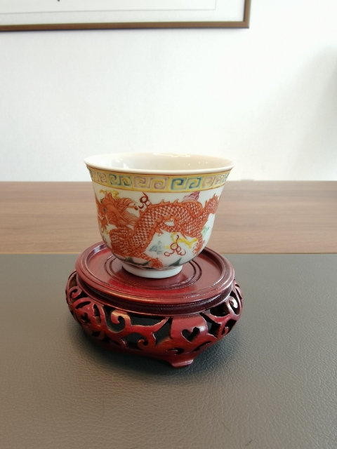 古玩陶瓷五爪金龍粉彩龍鳳紋茶杯拍賣,當前價格850元