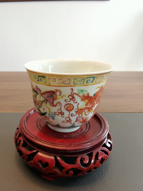 古玩陶瓷五爪金龍粉彩龍鳳紋茶杯拍賣,當前價格850元