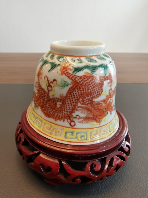 古玩陶瓷五爪金龍粉彩龍鳳紋茶杯拍賣,當前價格880元