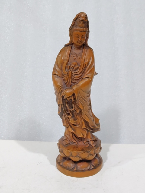古玩雜項(xiàng)黃楊木雕觀音像拍賣,當(dāng)前價(jià)格588元