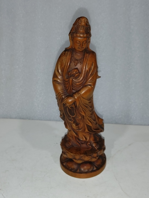 古玩雜項(xiàng)黃楊木雕觀音像拍賣,當(dāng)前價(jià)格588元