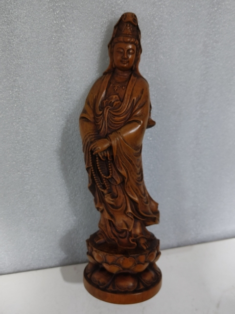 古玩雜項(xiàng)黃楊木雕觀音像拍賣,當(dāng)前價(jià)格588元
