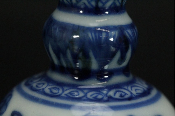 古玩陶瓷康熙青花花卉葫蘆瓶拍賣，當(dāng)前價(jià)格2000元
