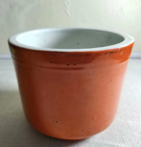 古玩陶瓷**紅釉描金筒式爐拍賣,當前價格600元