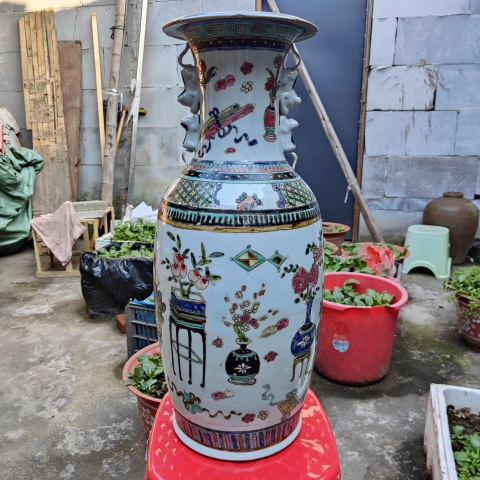 古玩陶瓷（300件大瓶）57厘米粉彩博古圖獅耳花口瓶拍賣，當前價格8800元