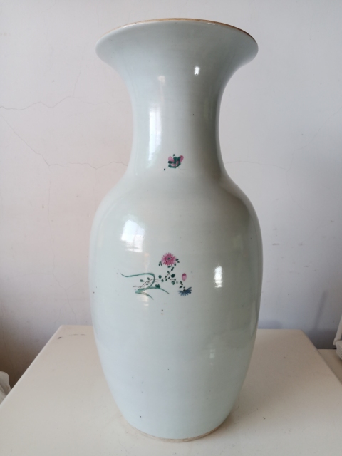 古玩陶瓷仕女紋粉彩瓶拍賣，當前價格8900元