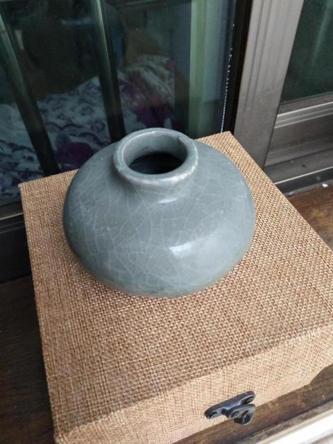 古玩陶瓷元龍泉大號水盂拍賣,當前價格1600元