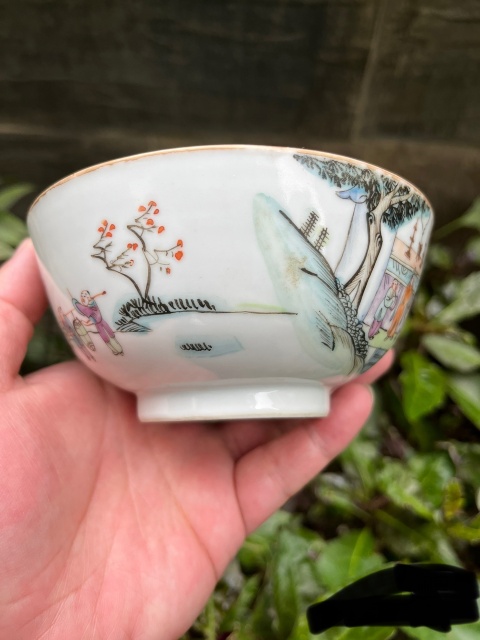 古玩陶瓷晚清粉彩百子鬧春圖墩式碗拍賣，當前價格5000元