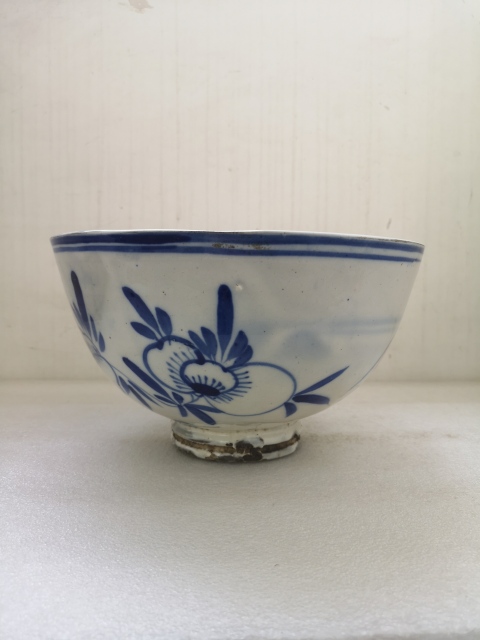 古玩陶瓷磁州窯青花碗拍賣,當前價格1200元