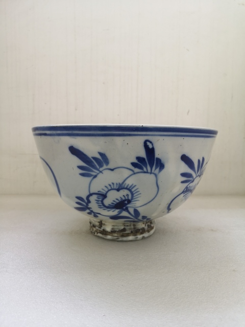 古玩陶瓷磁州窯青花碗拍賣,當前價格1200元