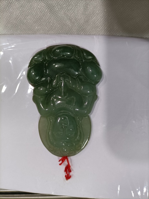 古玩玉器天然翡翠雕“觀音”掛件拍賣，當前價格380元