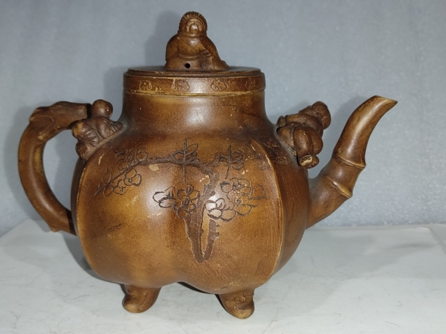 古玩雜項(xiàng)紫砂壺拍賣，當(dāng)前價(jià)格388元