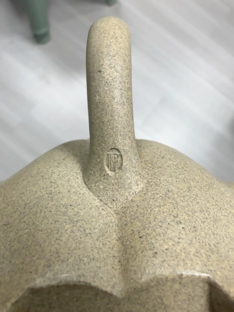 古玩雜項紫砂壺拍賣，當前價格1980元