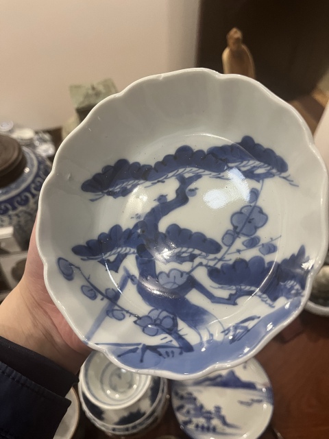 古玩陶瓷清代歲寒三友青花盤拍賣,當(dāng)前價格258元