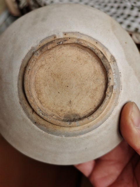 古玩陶瓷明代白釉碗拍賣(mài),當(dāng)前價(jià)格1500元