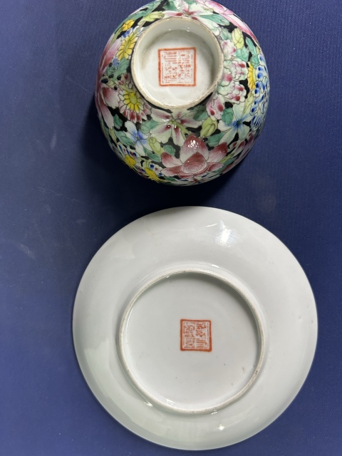 古玩陶瓷民國墨地粉彩百花不落地杯碟拍賣,當(dāng)前價格1800元
