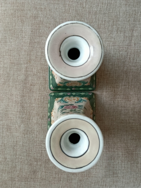 古玩陶瓷粉彩花卉紋燭臺拍賣,當前價格288元