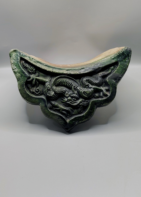 古玩陶瓷【精品民窯】明代.綠釉高浮雕龍紋瓦當拍賣,當前價格698元