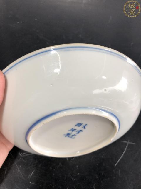 古玩陶瓷大清光緒年製本朝官窯款青花花卉紋盤拍賣，當前價格2600元