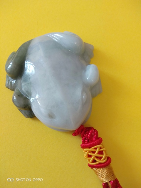 古玩玉器獨(dú)山玉青蛙拍賣，當(dāng)前價格560元