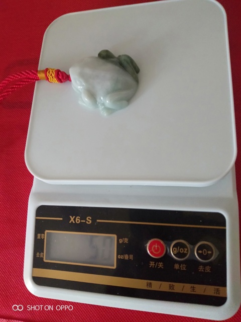 古玩玉器獨(dú)山玉青蛙拍賣，當(dāng)前價格560元