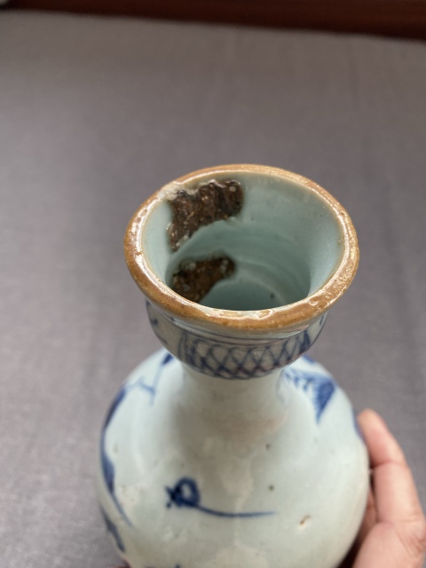 古玩陶瓷清中晚期青花山水紋蒜頭瓶拍賣，當前價格3000元