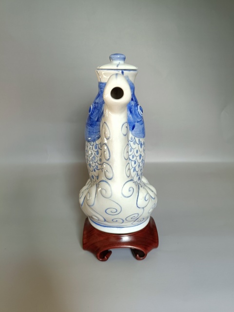古玩陶瓷青花魚型酒壺拍賣，當前價格260元