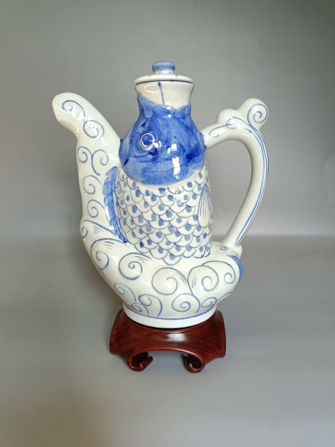 古玩陶瓷青花魚型酒壺拍賣，當前價格260元