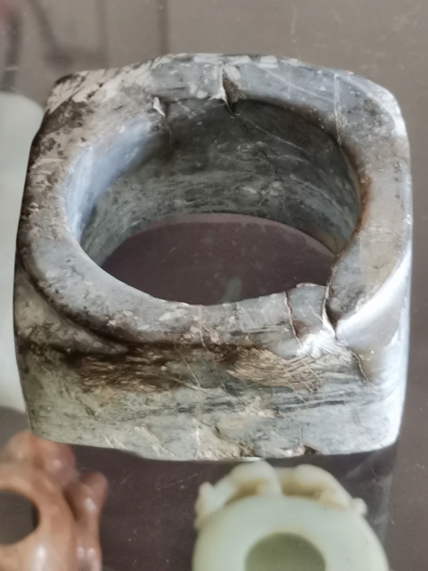 古玩玉器玉琮拍賣，當前價格6000元