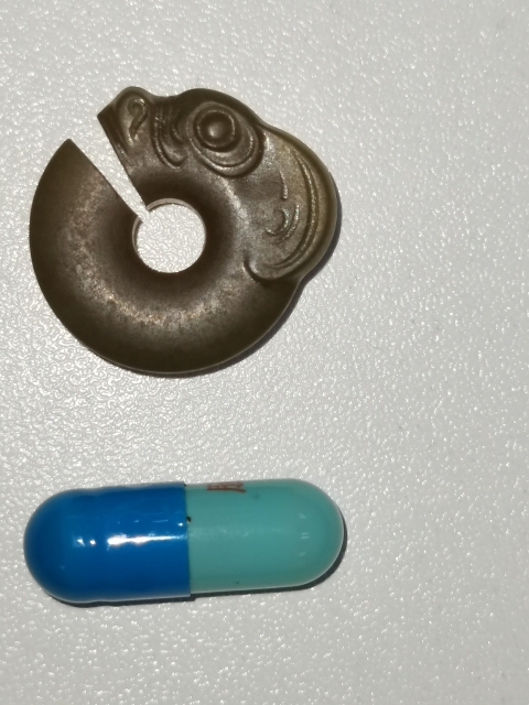 古玩玉器和田玉雕“玉豬龍”拍賣,當前價格98元
