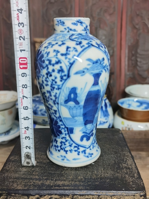古玩陶瓷青花開光博古圖雞腿瓶拍賣,當(dāng)前價格1280元