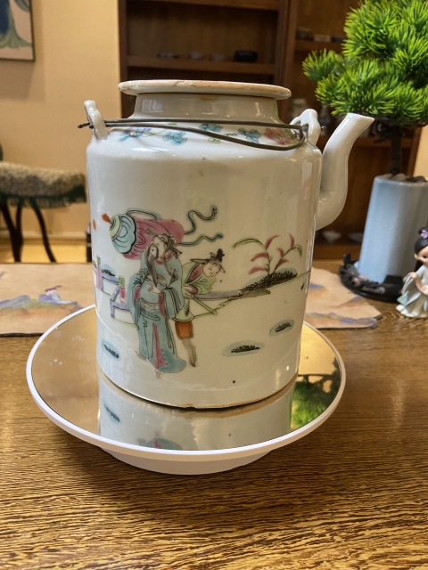 古玩陶瓷人物紋粉彩提梁壺拍賣，當前價格4600元