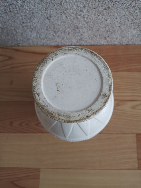 古玩陶瓷白釉雙耳瓶拍賣,當前價格450元