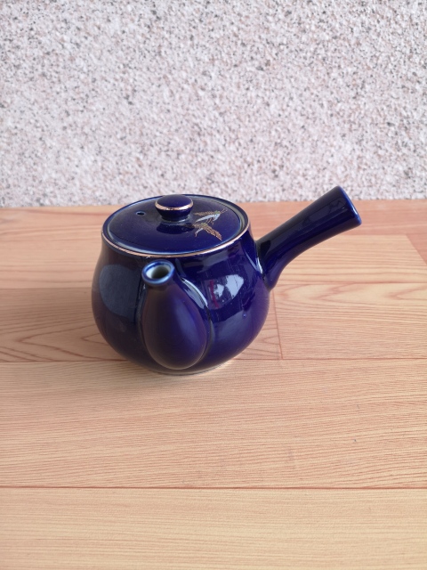 古玩陶瓷藍釉彩瓷鶴紋側把壺拍賣，當前價格298元