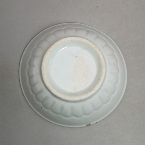 古玩陶瓷明末清初白釉印花碗拍賣，當前價格880元