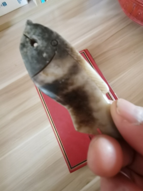 古玩玉器俄料雕“魚形佩”拍賣,當前價格1500元
