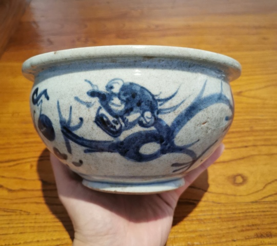 古玩陶瓷清中早期青花趕珠龍紋香爐拍賣，當前價格1500元