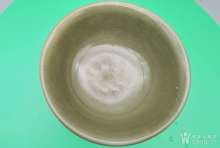 古玩陶瓷龍泉青瓷撇口碗拍賣，當前價格1800元